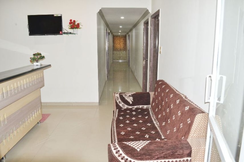 Hotel Sarvottam-4